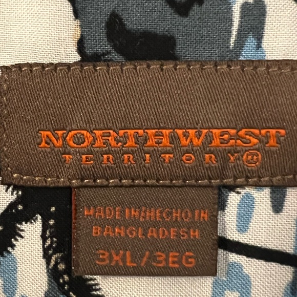 3 for $20. Bundle any three items priced $15. And under and get them for $20. - Picture 4 of 6